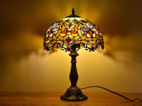 stain glass table lamp