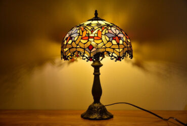 stain glass table lamp